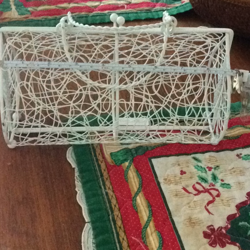 Wire Purse - Picture 3 of 4